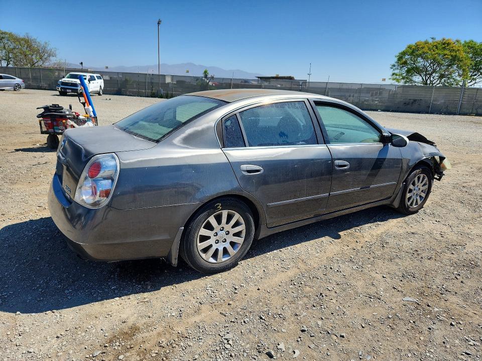 2006 Niss Altima 2.5