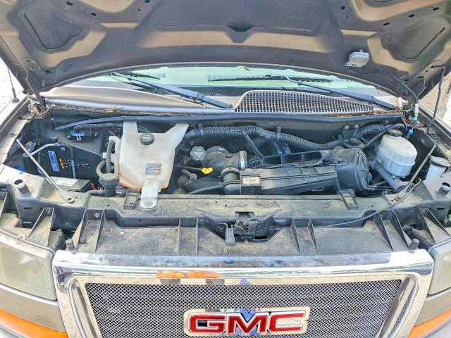 2013 GMC Savana