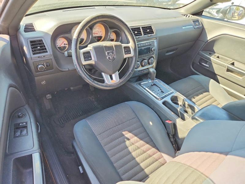 2012 Dodge Challenger sxt