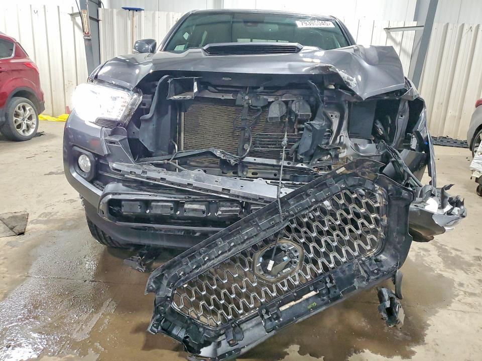 2018 Toyota Tacoma SR5 V6