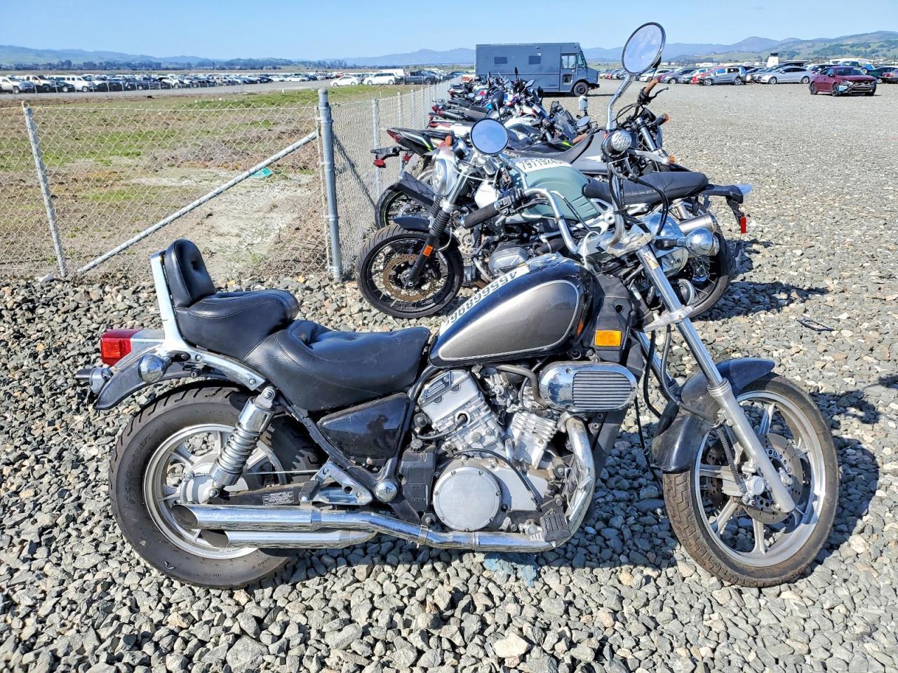 2001 Kawasaki VN750