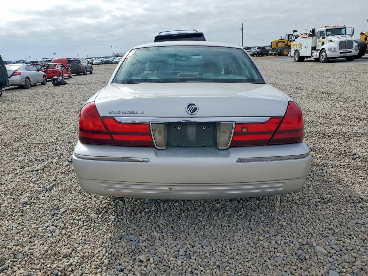 2011 Mercury Grand Marquis ls