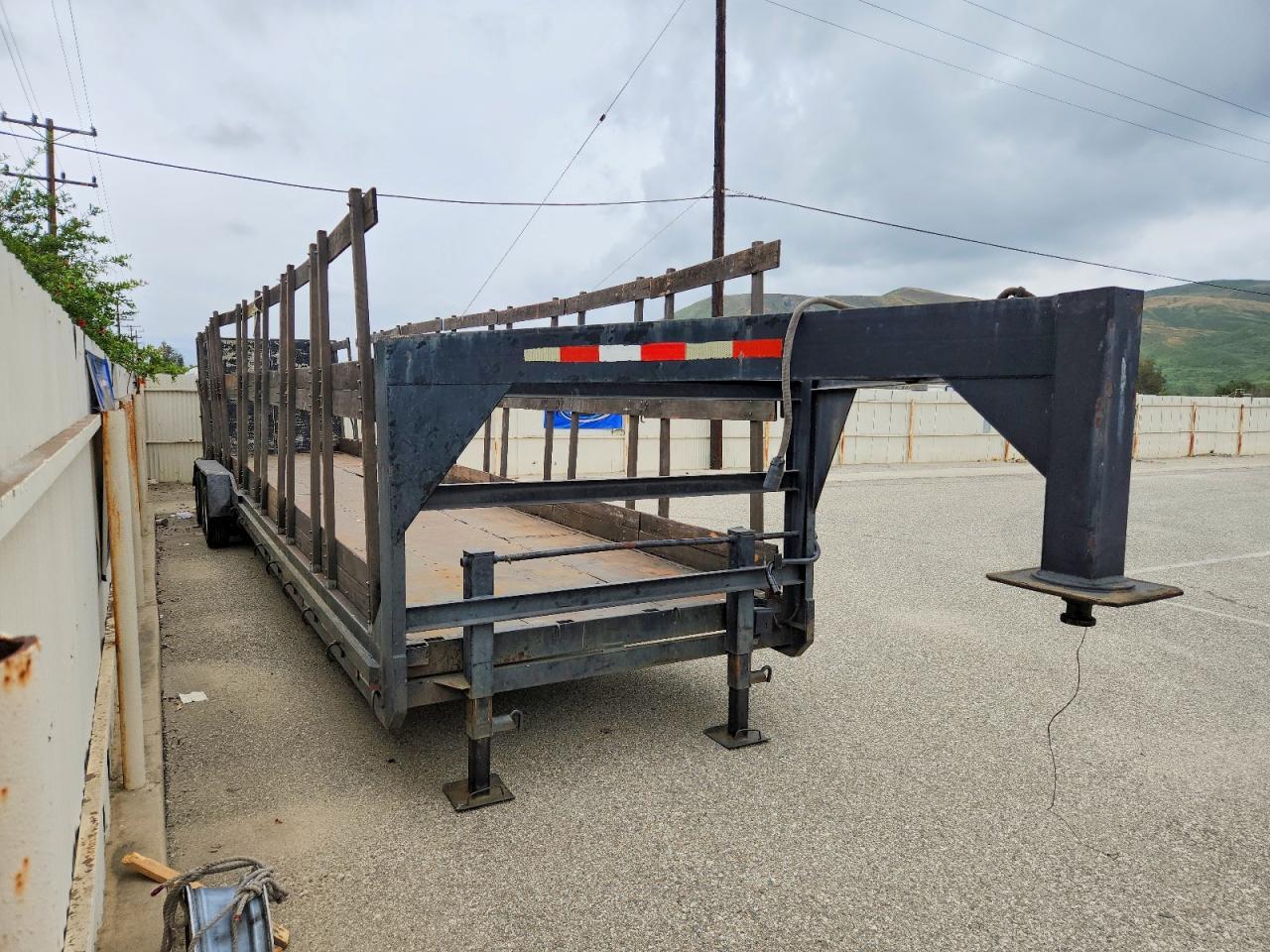 1997 Appl E Equipment Trailer