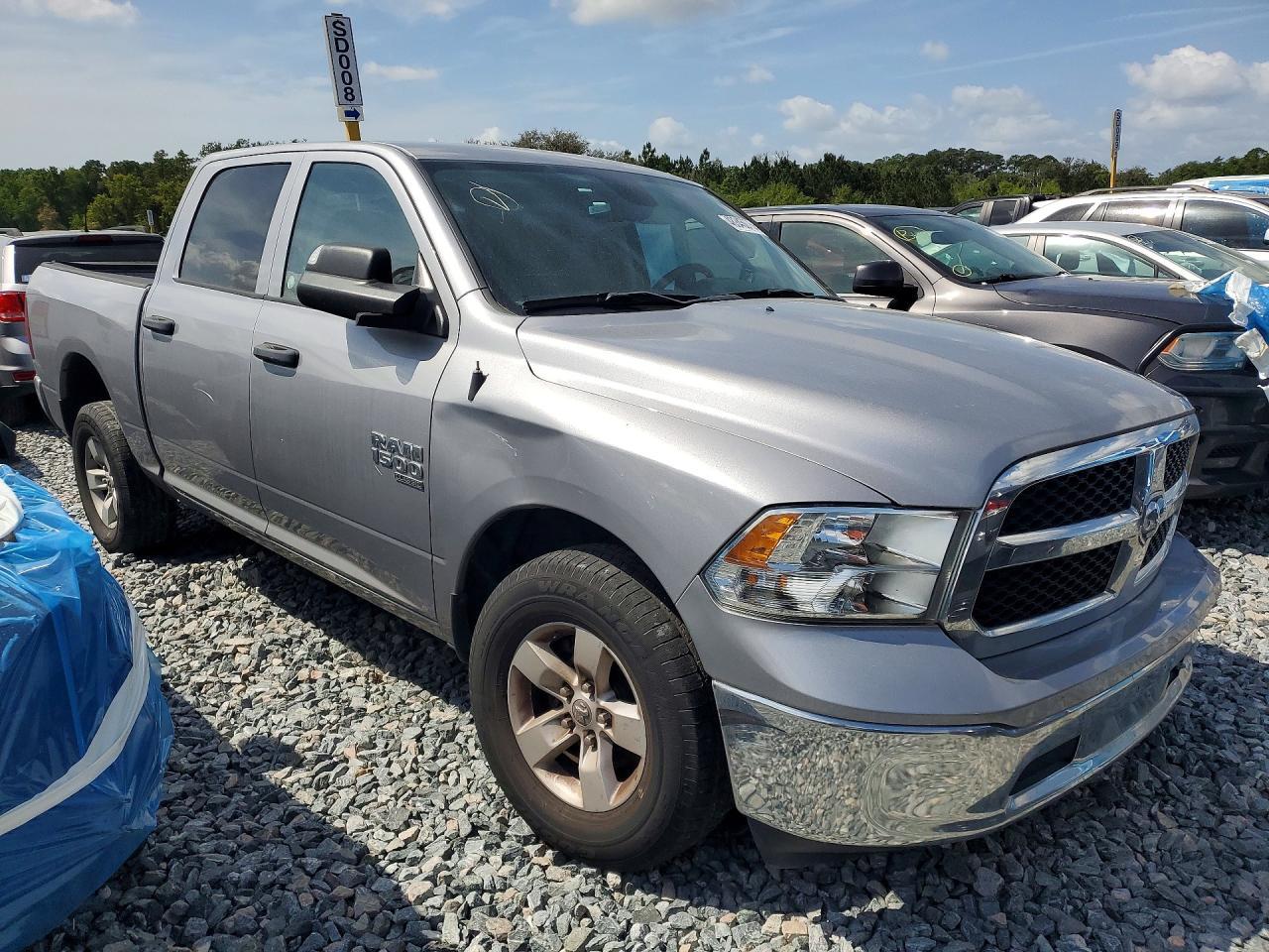 2023 Dodge RAM 1500 Classic SLT