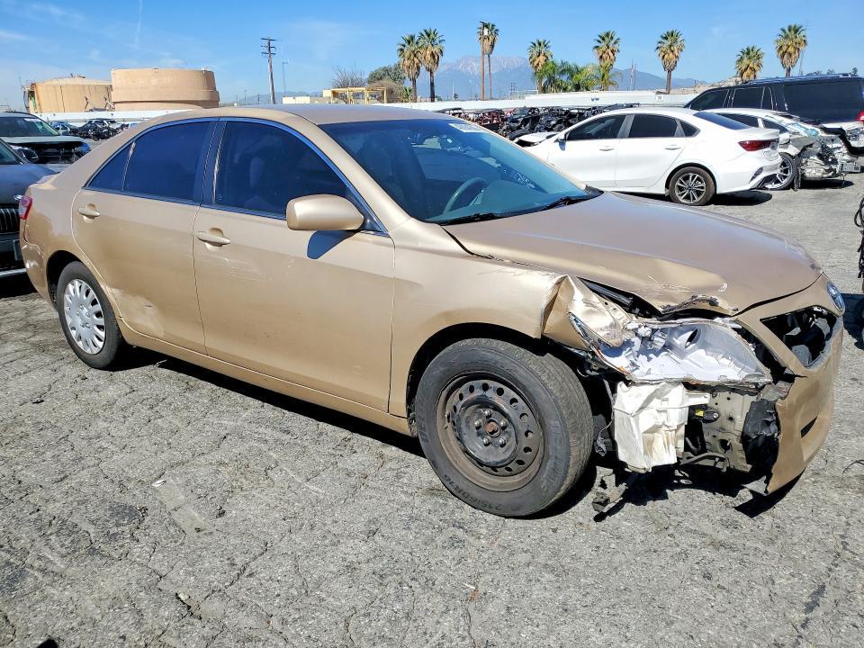 2010 Toyota Camry le