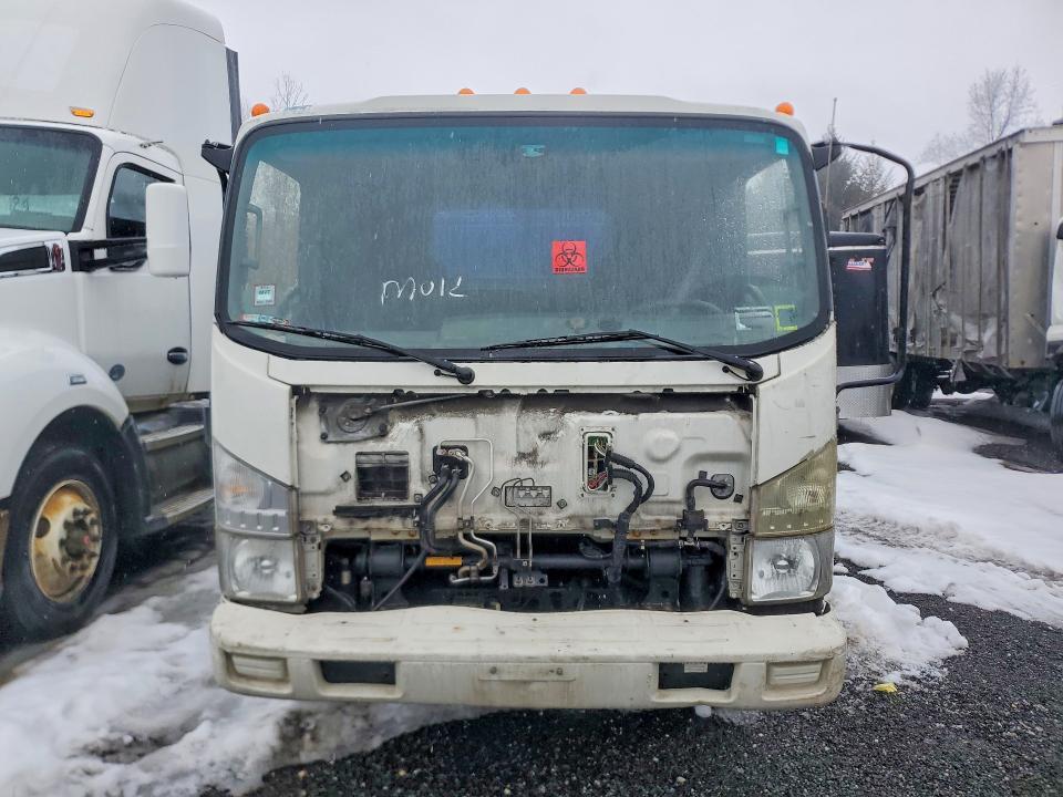 2015 Isuzu NPR HD Dump Truck