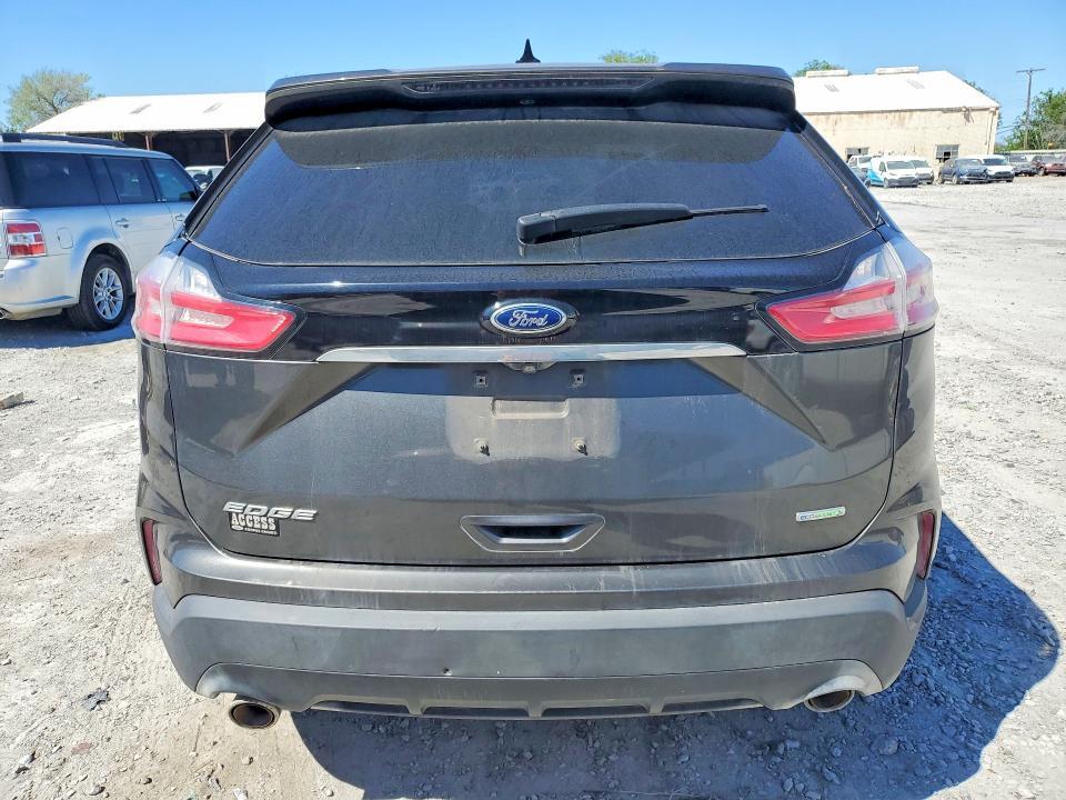 2019 Ford Edge se