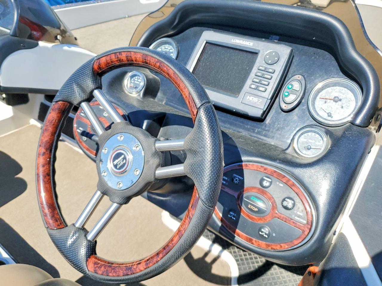 2011 Triton 1650 Boat