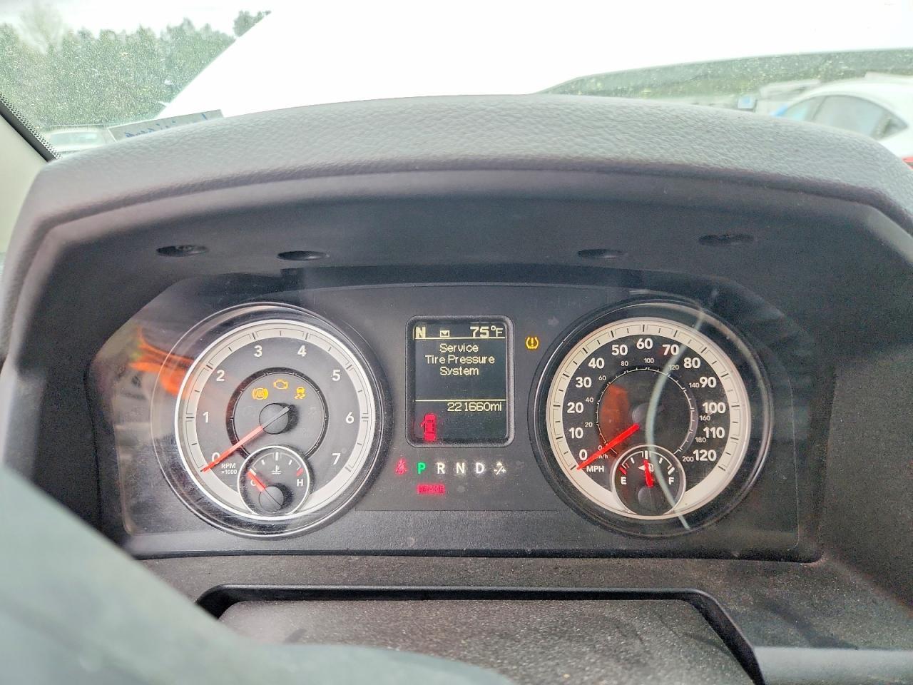 2015 Dodge RAM 1500 SLT