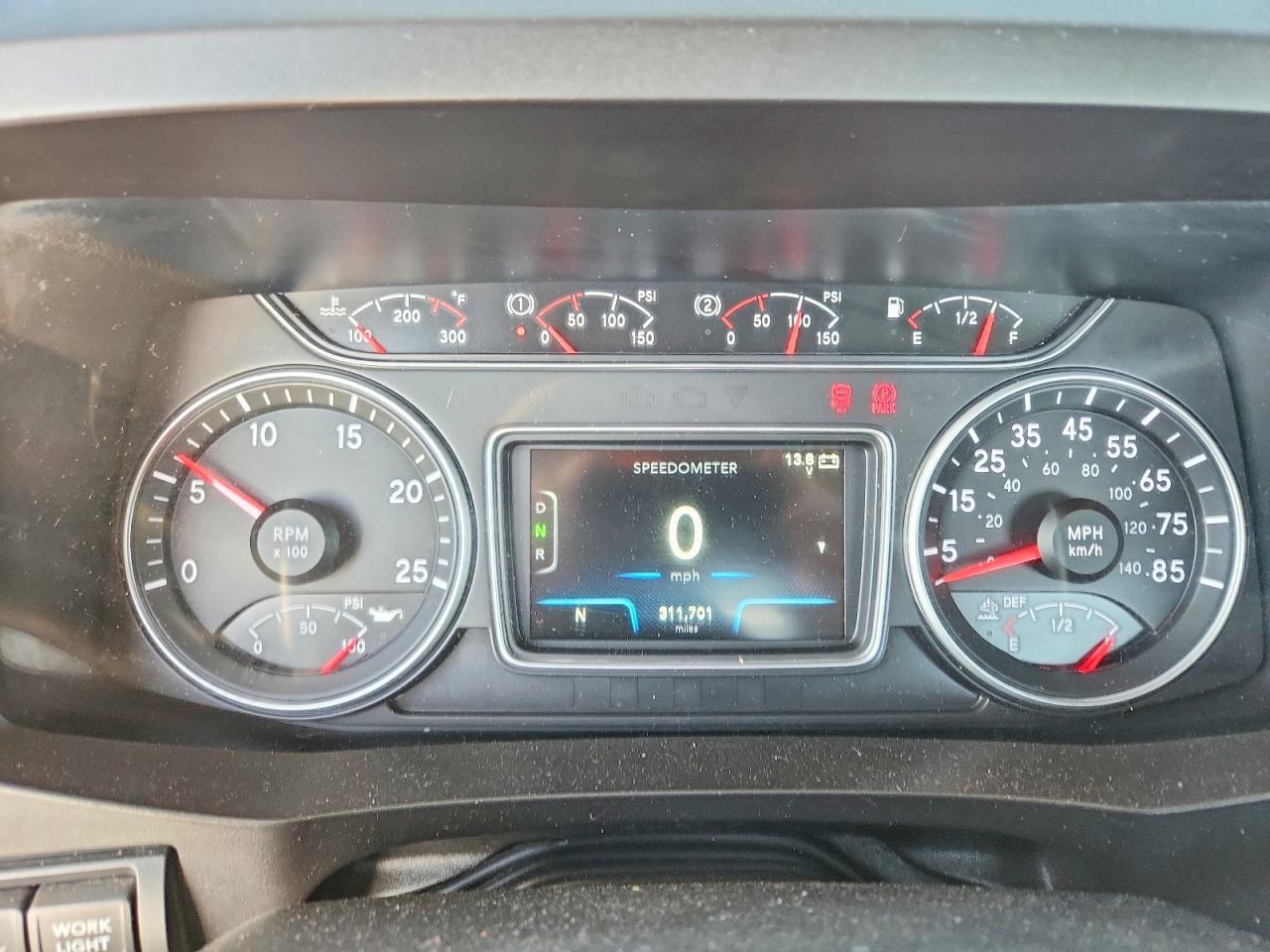 2019 International LT625