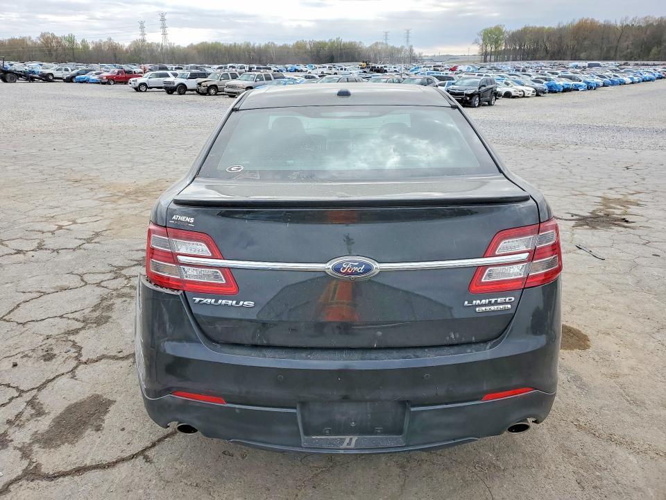 2015 Ford Taurus Limited