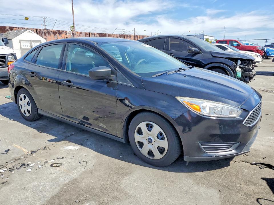 2016 Ford Focus s