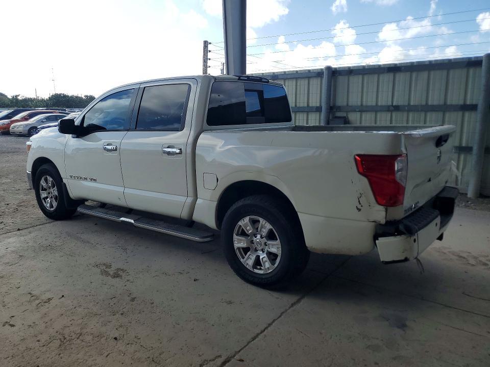 2018 Nissan Titan SV