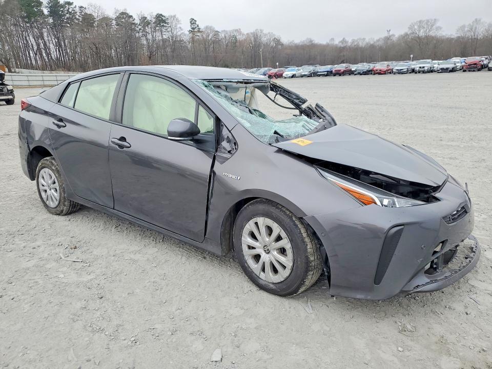 2021 Toyota Prius le