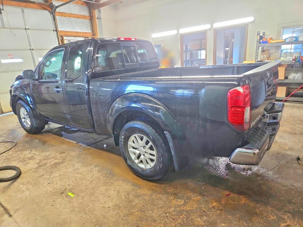 2017 Nissan Frontier SV