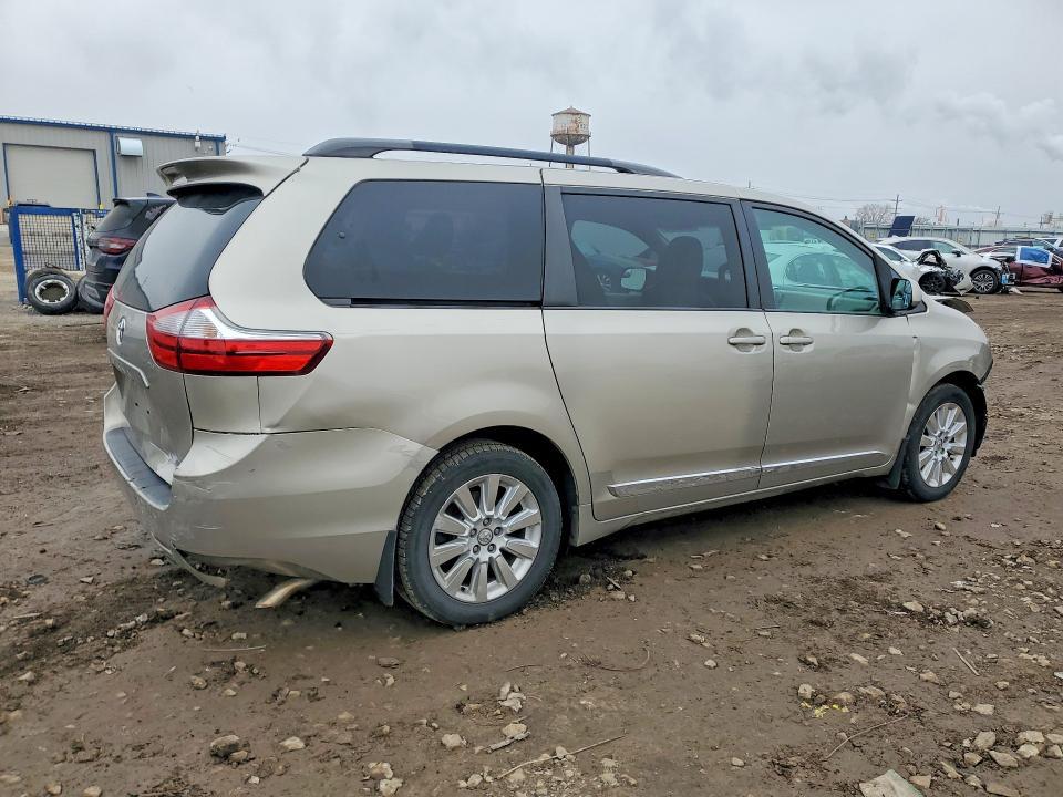 2015 Toyota Sienna