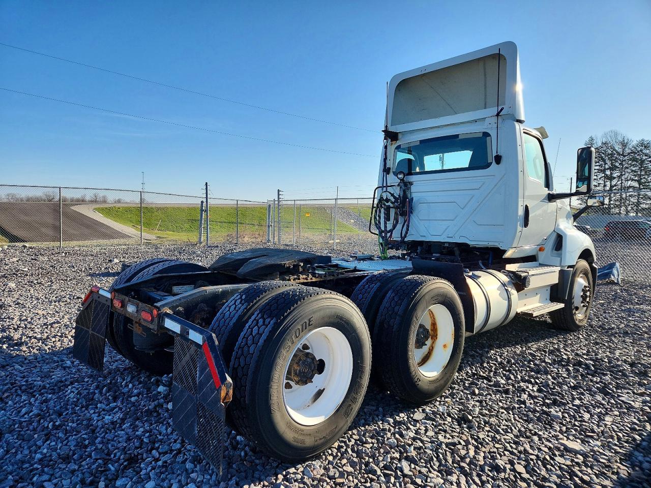 2019 International LT625