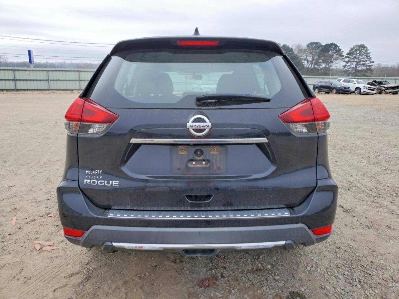2017 Nissan Rogue s