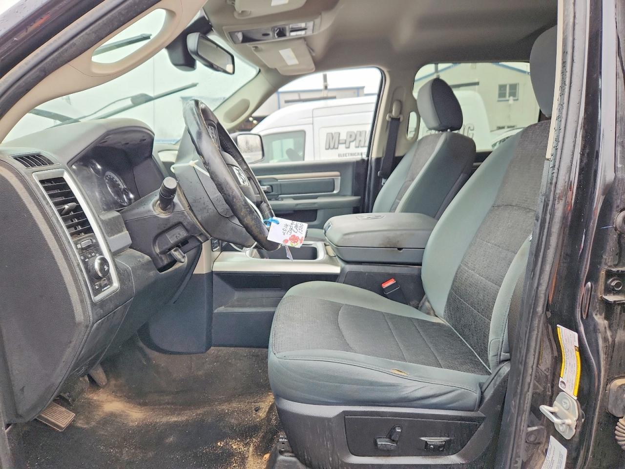 2016 Dodge RAM 1500 SLT