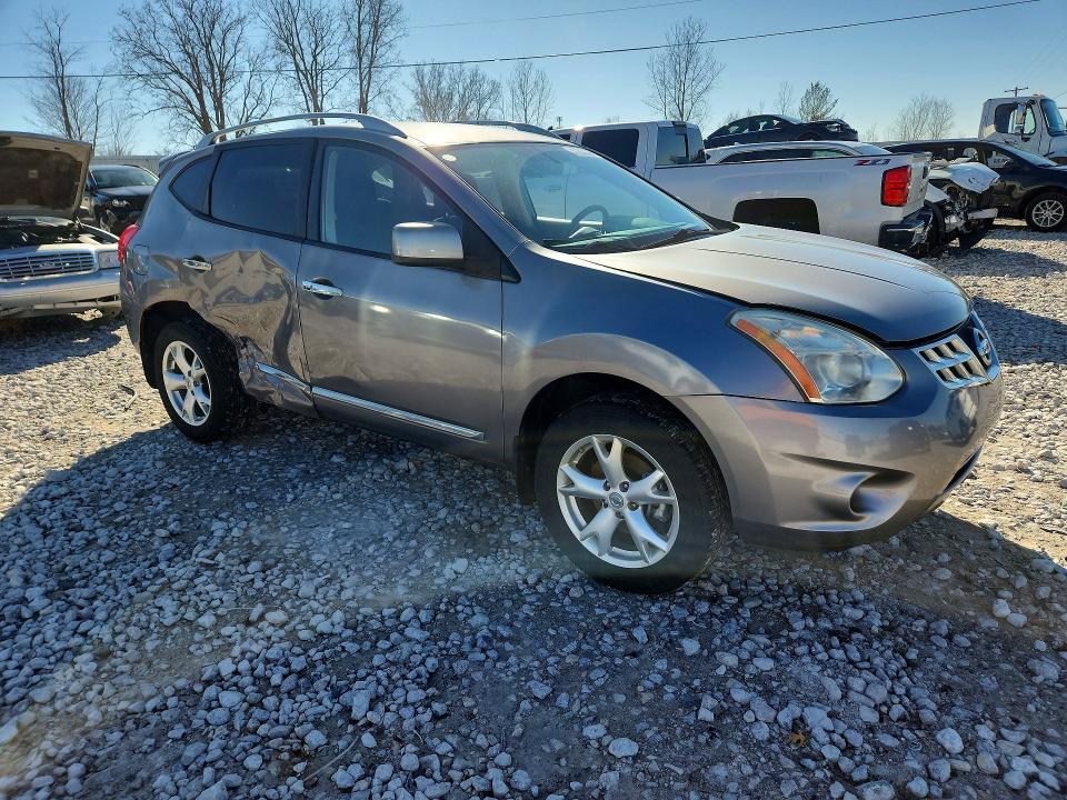 2011 Nissan Rogue s