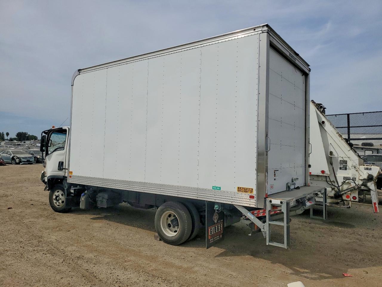 2024 Isuzu NPR HD BOX Truck