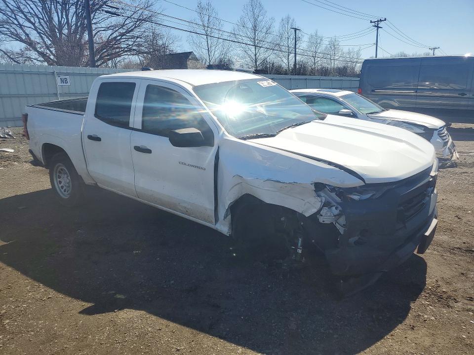 2024 Chev Colorado