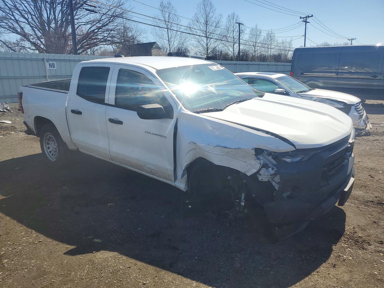 2024 Chev Colorado