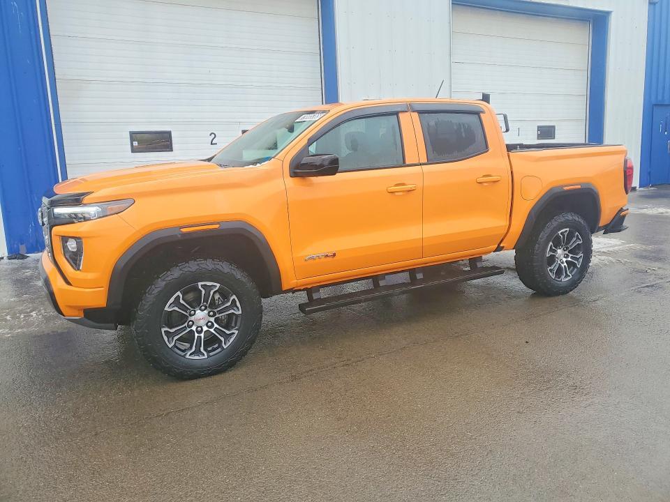 2025 GMC Canyon AT4