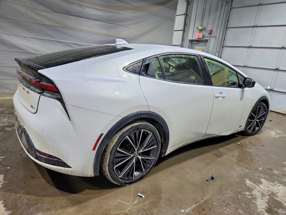 2023 Toyota Prius xle