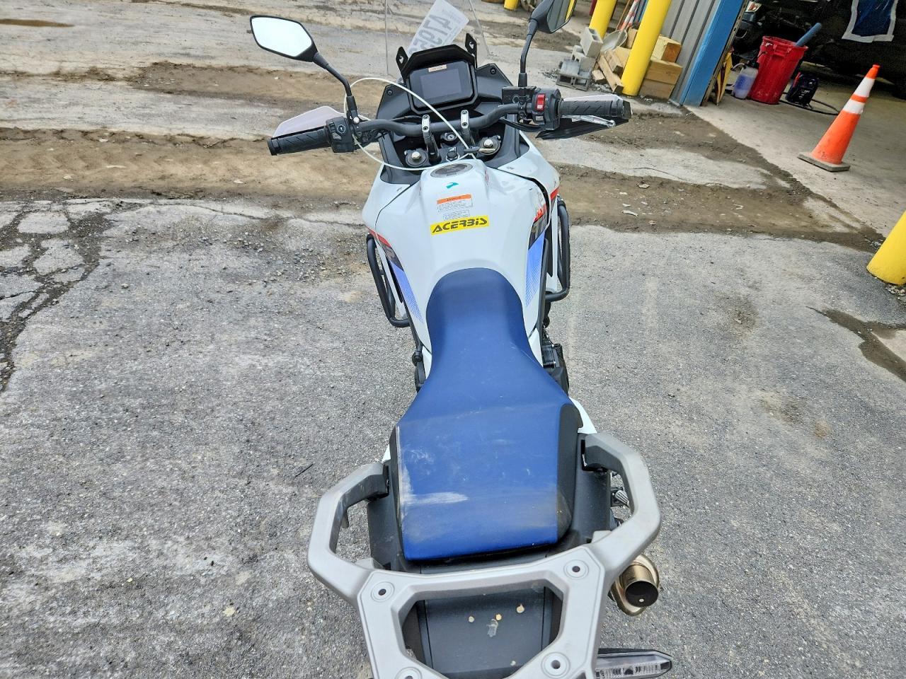 2025 Honda XL750