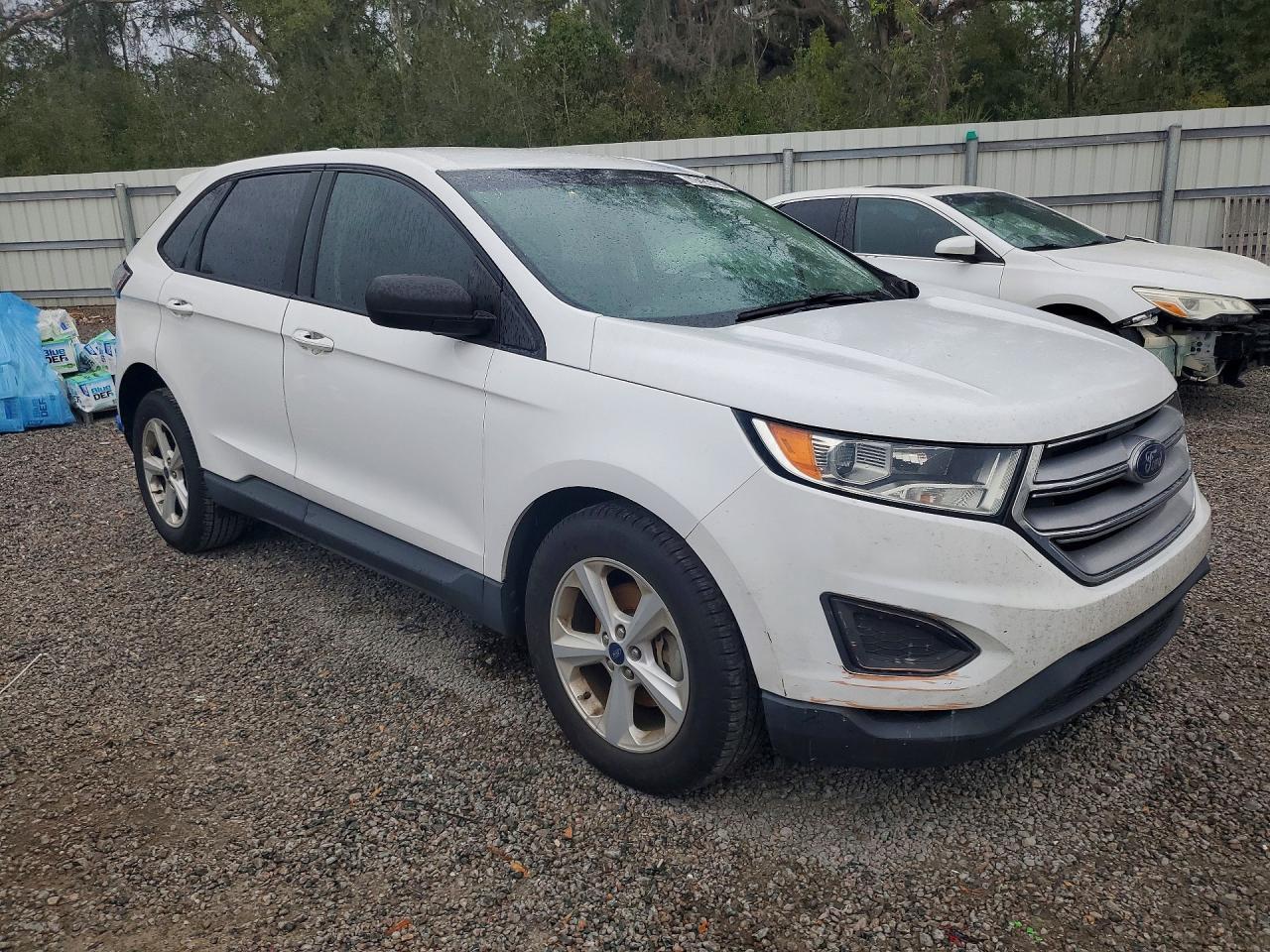 2018 Ford Edge se