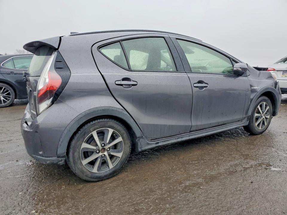 2018 Toyota Prius c one