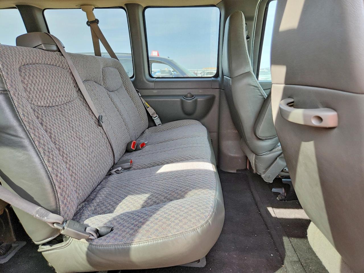 2007 Chev Express G3500