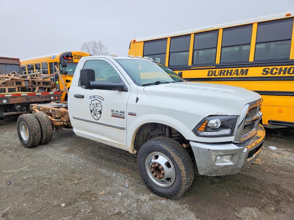 2015 Dodge Ram 3500 Truck cab and Chassis