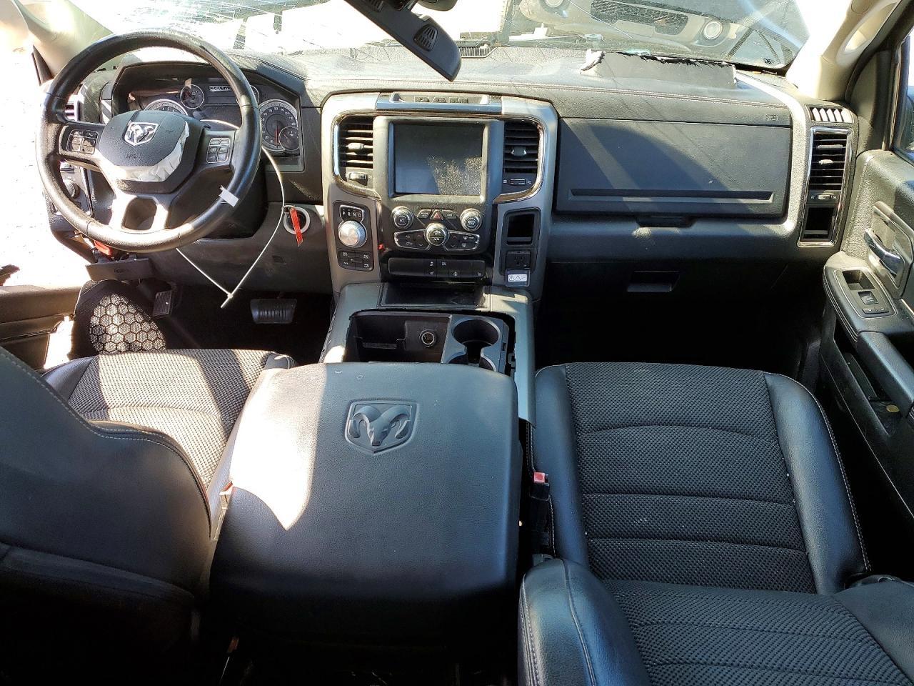 2015 Dodge RAM 1500 Sport