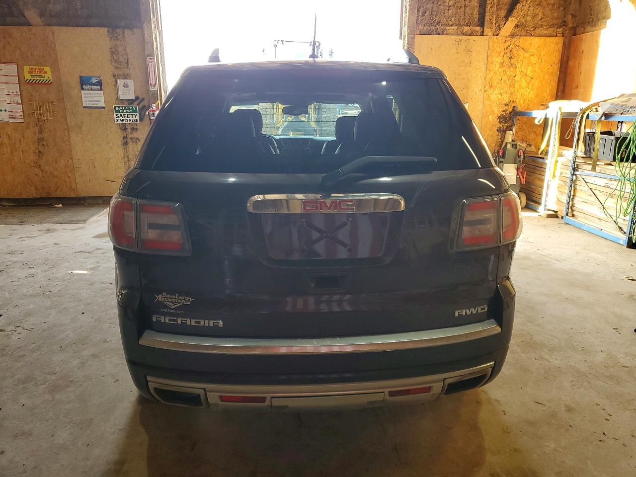 2015 GMC Acadia Denali