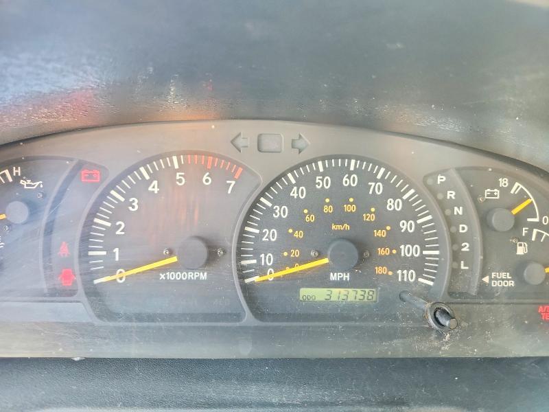 2002 Toyota Tundra SR5 V8