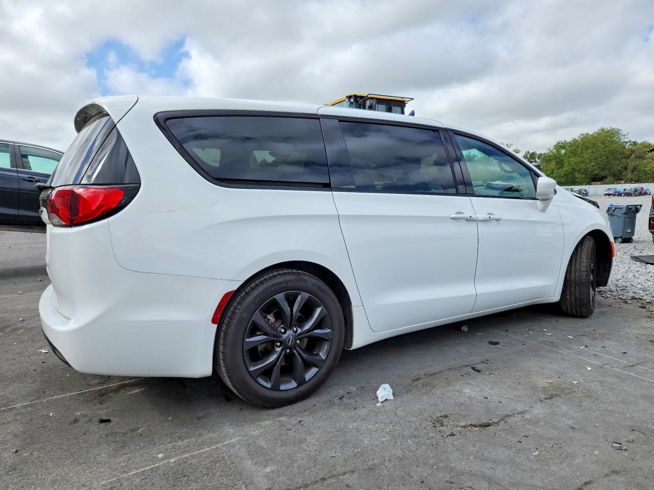 2019 Chrysler Pacifica Touring Plus