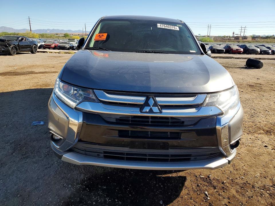 2018 Mitsubishi Outlander se