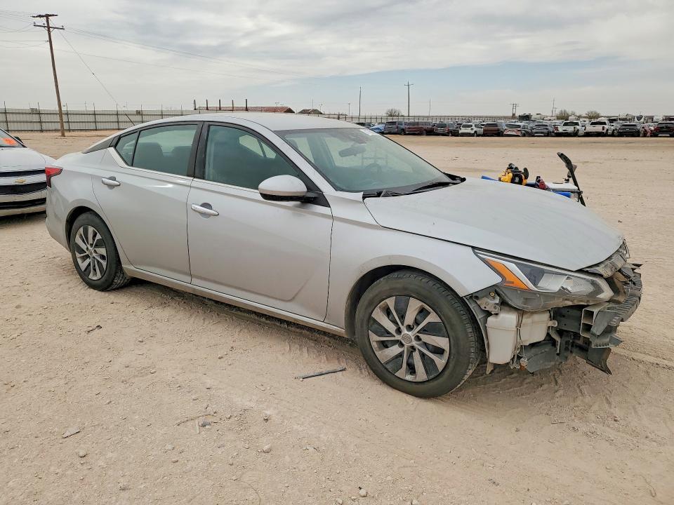 2021 Nissan Altima 2.5 s