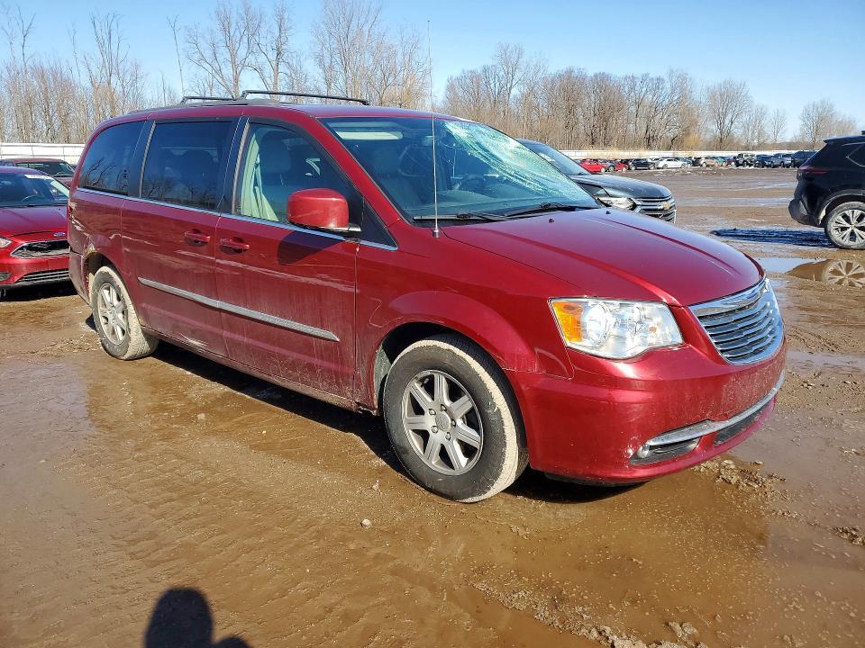 2013 Chrysler Town & Country Touring