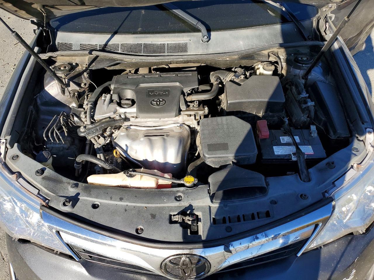 2012 Toyota Camry le