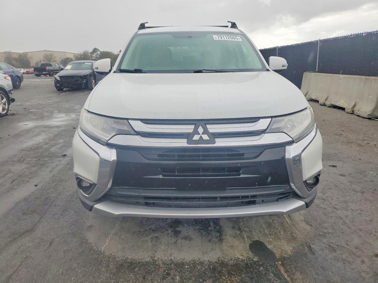2016 Mitsubishi Outlander se