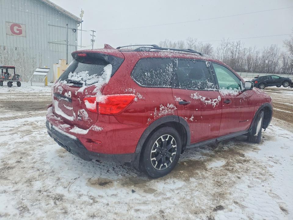 2020 Nissan Pathfinder sl