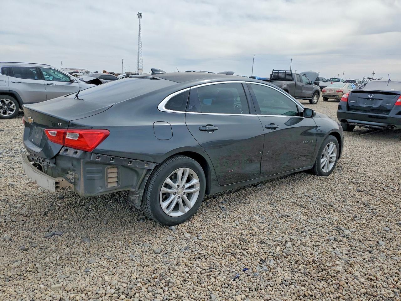 2017 Chev Malibu lt