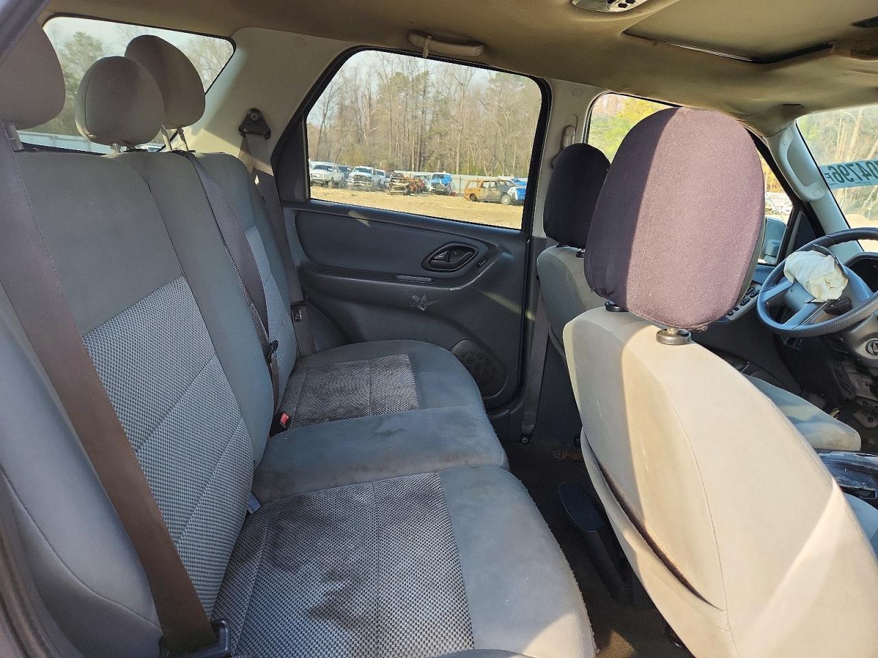 2005 Ford Escape xlt