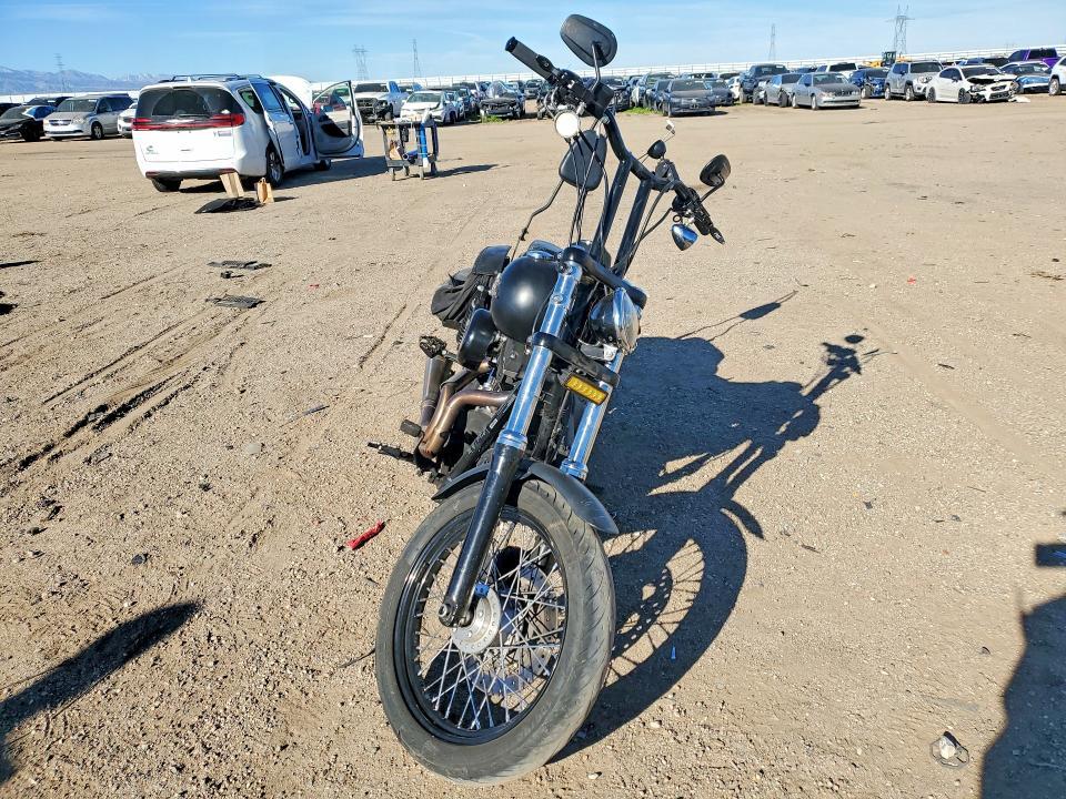 2015 Harley-Davidson Fxdb Dyna Street BOB
