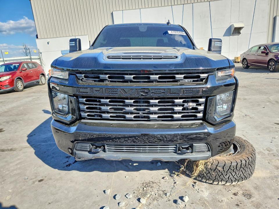 2022 Chevrolet Silverado K2500 Custom