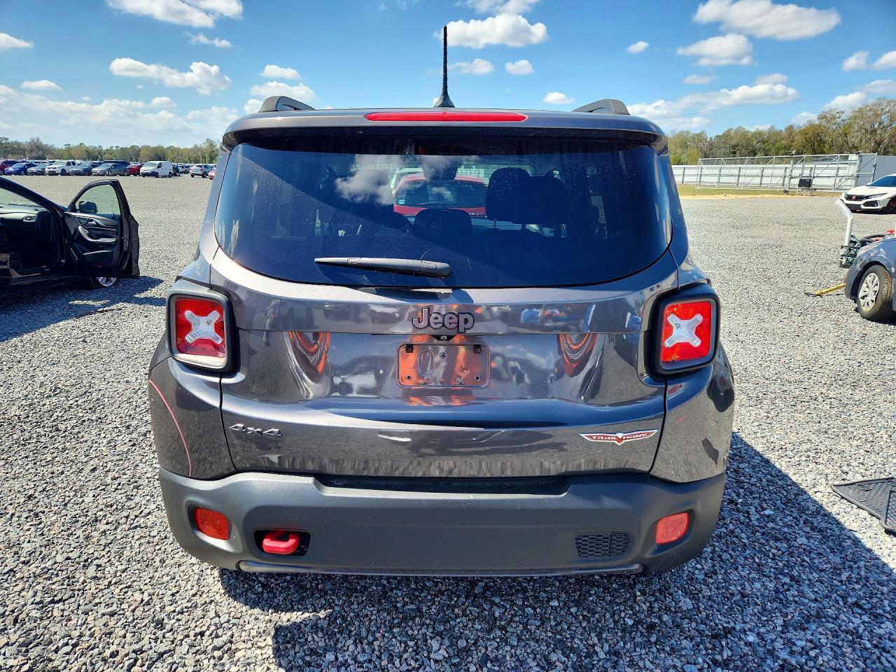 2017 Jeep Renegade Trailhawk