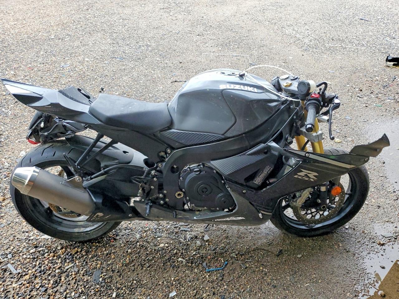 2025 Suzuki GSX-R750